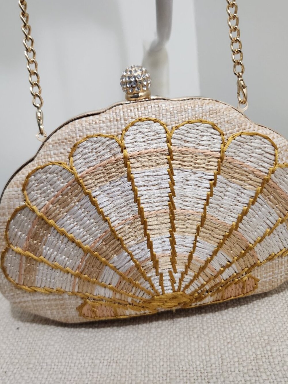 Shell clutch! - Picture 2 of 7